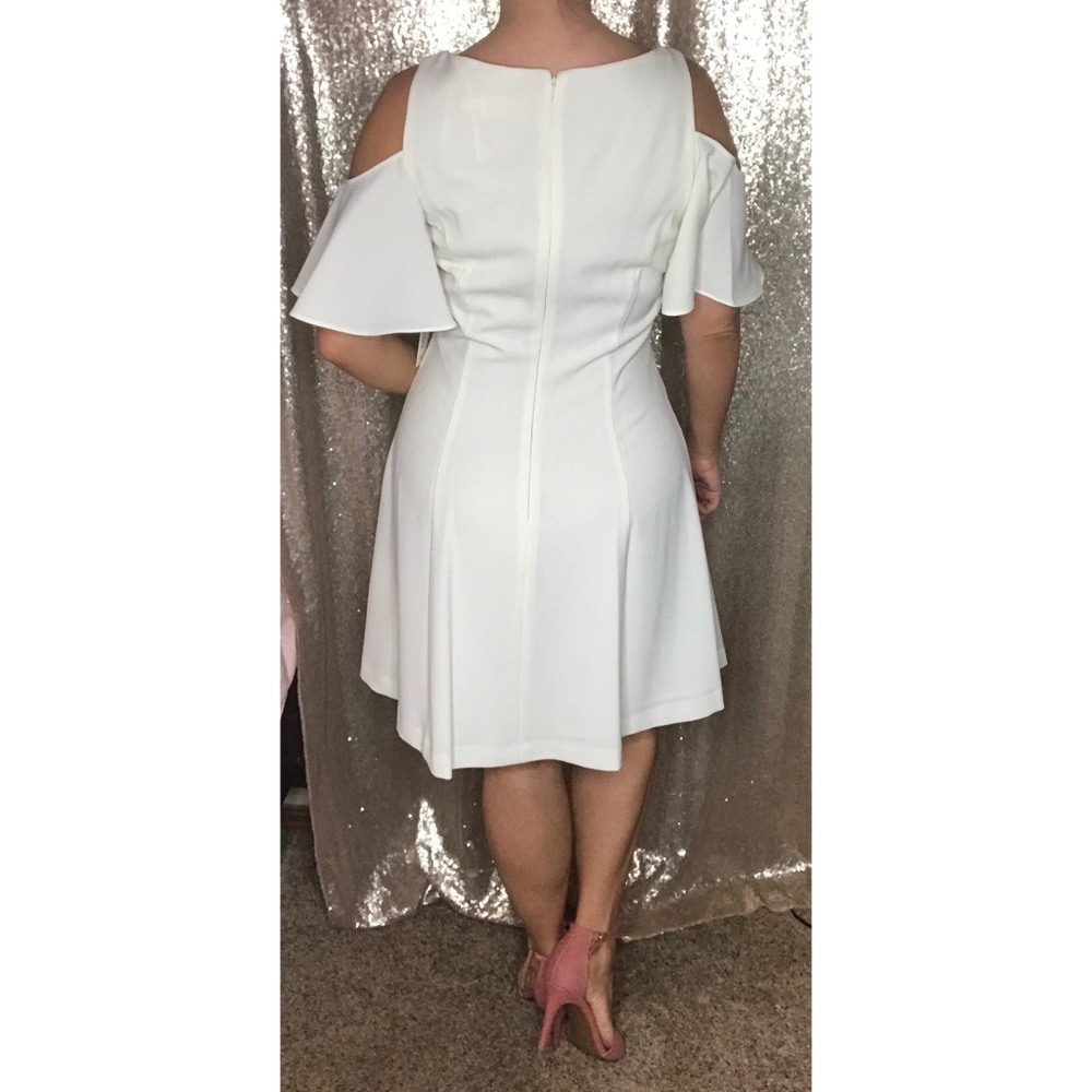 Bridal shower dress • cream cold shoulder - Picture 2 of 5